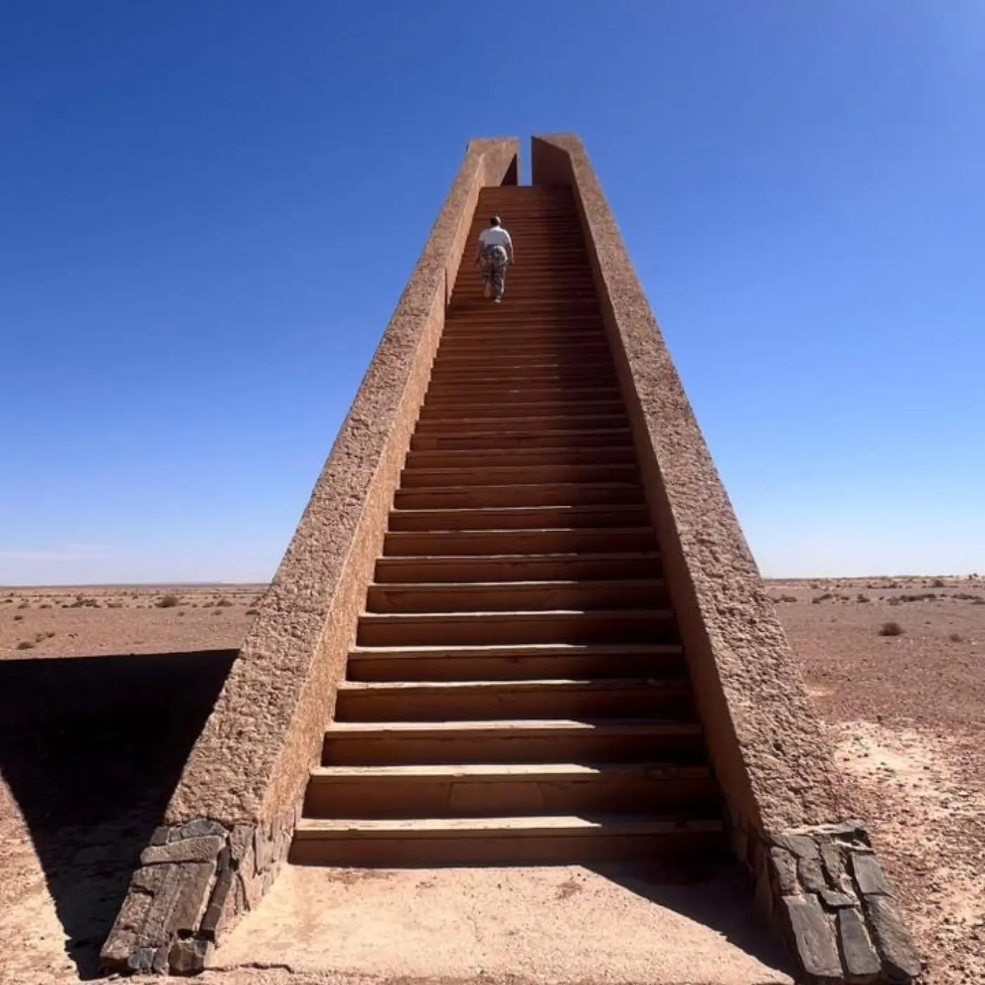 Excursión de un día a Merzouga, arte del desierto de Erfoud